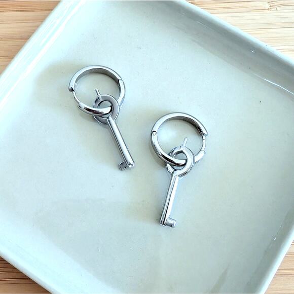 Marc Jacobs Silver Key Hoop Earrings - Picture 1 of 3